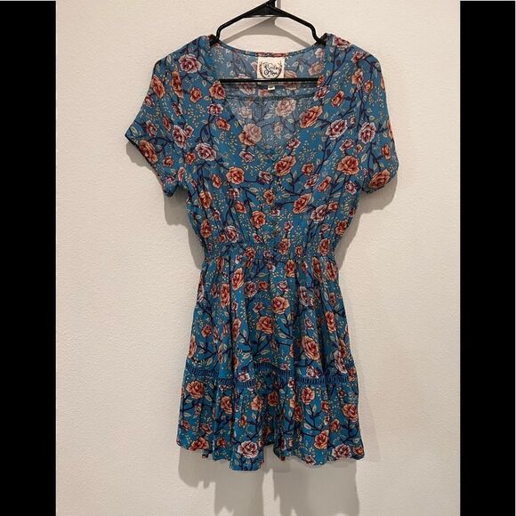 Sunday Mi Amor Dresses & Skirts - Sunday Mi Amor blue rose print mini dress size XSmall